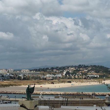 Ema'S Beach And Nightlife House Apartment Lagos Luaran gambar