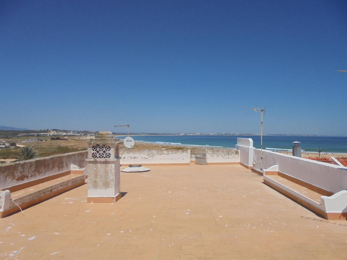 Ema'S Beach And Nightlife House Apartment Lagos Luaran gambar