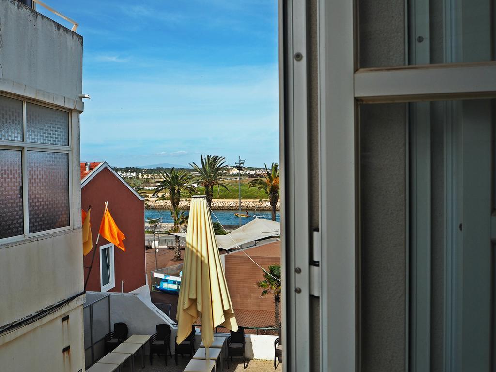 Ema'S Beach And Nightlife House Apartment Lagos Luaran gambar
